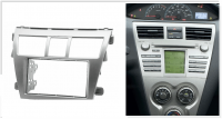 Переходная рамка для Toyota Belta (серебристая) (2005-2012) 2 DIN - купить в СarBaza Переходная рамка для Toyota Belta (серебристая) (2005-2012) 2 DIN - CarBaza