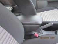 Подлокотник на Peugeot 307 (2001-2008) - CarBaza