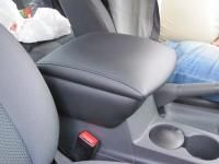 Подлокотник на Volkswagen Amarok I (2010+) - CarBaza