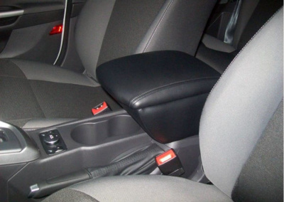 Подлокотник на Ford Focus III (2011-2018) - купить в СarBaza, характеристики Подлокотник на Ford Focus III (2011-2018) - CarBaza, характеристики