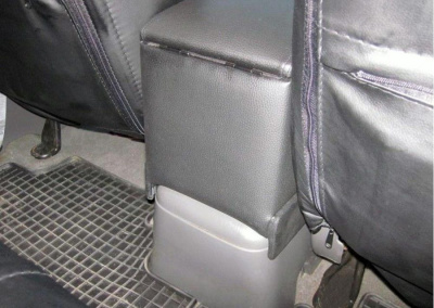 Подлокотник на Mazda Tribute I (2000-2007) - CarBaza, характеристики