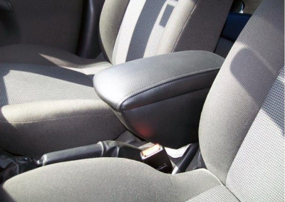 Подлокотник на Ford Focus I (1998-2005) - купить в СarBaza, характеристики Подлокотник на Ford Focus I (1998-2005) - CarBaza, характеристики