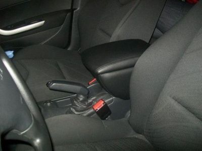 Подлокотник на Peugeot 308 I / II (2007+) - CarBaza, характеристики