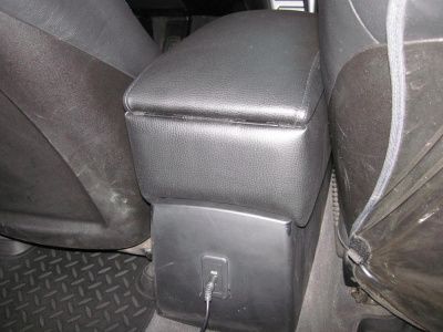 Подлокотник на BMW X3 (E83) I (2003-2010) - CarBaza, характеристики