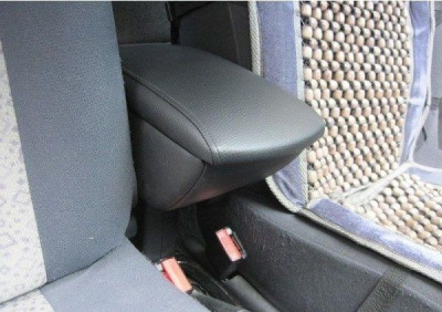 Подлокотник на Renault Duster I (2010+) - CarBaza, характеристики
