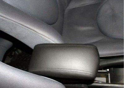 Подлокотник на Honda Jazz I (2001-2008) - CarBaza, характеристики