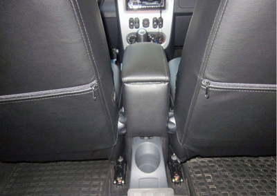 Подлокотник на Renault Logan II (2012+) - CarBaza, характеристики