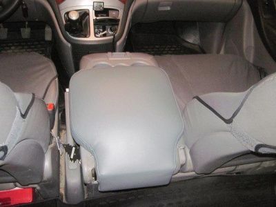 Подлокотник на Hyundai Grand Starex I (2007+) - CarBaza, характеристики