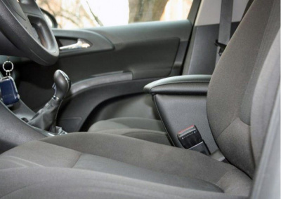 Подлокотник на Opel Meriva B (2010-2018) - CarBaza, характеристики