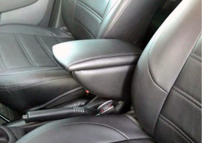 Подлокотник на Renault Sandero II (2013+) - CarBaza, характеристики