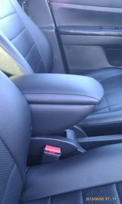 Подлокотник на Peugeot 307 (2001-2008) - CarBaza, характеристики