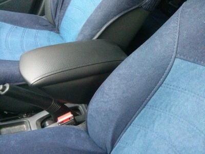 Подлокотник на Renault Logan I (2004-2015) - CarBaza, характеристики