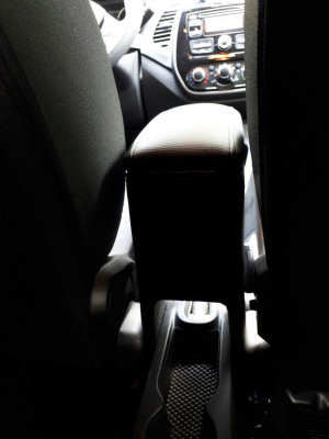 Подлокотник на Renault Kaptur I (2016+) - CarBaza, характеристики