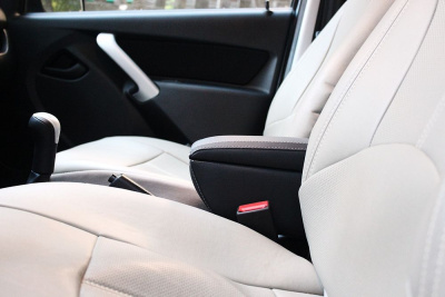 Подлокотник на Lada (ВАЗ) Granta I (2011+) - CarBaza, характеристики