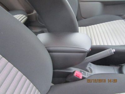 Подлокотник на Peugeot 307 (2001-2008) - CarBaza, характеристики