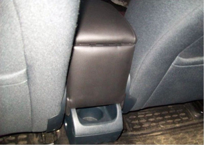 Подлокотник на Ford Fiesta VII (2017+) - CarBaza, характеристики